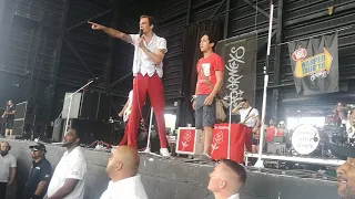 URI ON STAGE - THE MAINE - FINAL WARPED TOUR