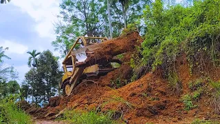 The most amazing bulldozer videos, Caterpillar D6R XL Working Hard