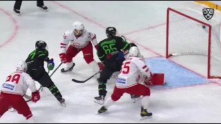 Amirov first KHL goal