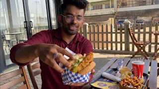 Srilankan famous burger shop 🍔😋 | Street burger | burger heaven
