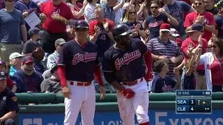 SEA@CLE: Almonte skies fly ball for RBI triple