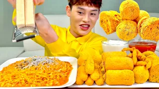 ASMR 까르보불닭 위에 떨어진 눈꽃송이 뿌링클 치즈스틱 치즈볼 감튀 먹방~!! Spicy Cream Noodles With Cheese Ball Corn Dog MuKbang~!