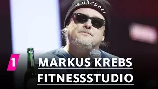 Markus Krebs über seinen Besuch im Fitnessstudio | 1LIVE Köln Comedy-Nacht XXL