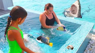 Ruby and Bonnie living in the OCEAN for 24 Hours