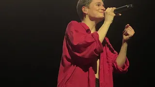 Christine and the Queens - Nuit 17 à 52/Man in the Mirror (Live in NYC, 11-1-18) (Front Row, Stereo)