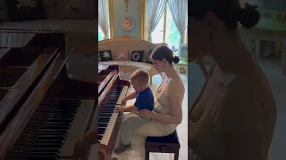 Gavriil is playing vintage piano in his 1y8m - Гавриил играет на старинном рояле в 1 год и 8 месяцев