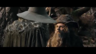 The Hobbit -The Battle of the Five Armies (Extended Edition) -  Rdagast gives Gandalf's staff