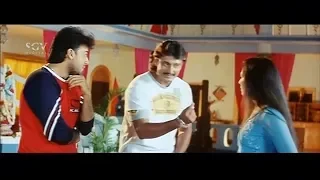 Gaja Comedy Scenes - Darshan taking buildup infront of Heroine | New Kannada Movie Comedy Videos