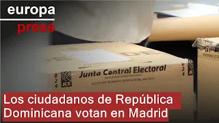 Los ciudadanos de República Dominicana que residen en Madrid ejercen su derecho al voto