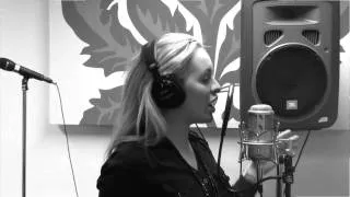 Carina Dahl - Save the world acoustic (Swedish House Mafia)