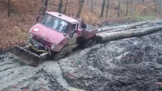 Mercedes Unimog