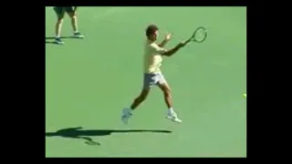 Guga forehand follow through