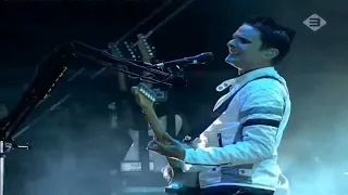 New Born, The Small Print, Sing For Absolution- Muse [Pinkpop 2004 Live]