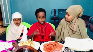 Ck iyo najuu  araale qiso yar quruxbadan yarantoodi ah wax ka baro❤️❤️