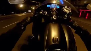 Навал на Yamaha R6 по ночному городу