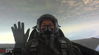 Pull 9.5G's in an US Air Force F-16: In-cockpit Footage and Audio