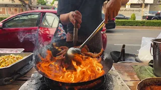 Master Chef of Street Food Pad Thai