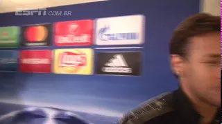 NEYMAR SE IRRITA EM ENTREVISTA!!