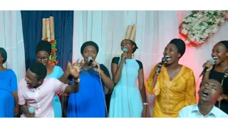 MUBWIRE IBIKURUSHYA By SILOAM CHOIR KUMUKENKE LIVE SESSION