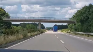 Crossen over de Duitse snelweg - bij grensovergang (Goch)