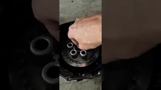 Suzuki Hayabusa (Gen 1) 2005 Kps clutch upgrade installation..