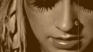 Impossible - Christina Aguilera ft. Alicia Keys