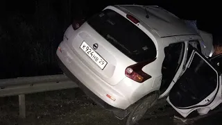 Под Сыктывкаром столкнулись три авто: 2 женщины погибли