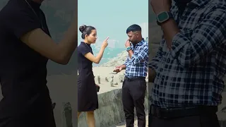 मेरा अंगूर काला है