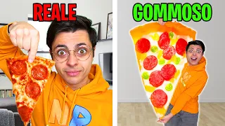 CIBO REALE vs CIBO GOMMOSO (Ho bevuto la Pipì)