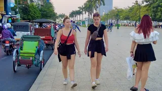 Enjoy The Walking Tour In Cambodia - Phnom Penh Street Scene 2023