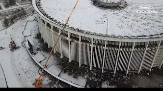 Снос здания СКК рухнула крыша при демонтаже ВИДЕО НОВОСТИ