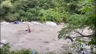 Flash flood in China 🇨🇳 on 13 Aug 2022