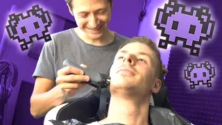 Rewi rasieren im UFO! 😂