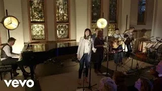 Keith & Kristyn Getty - Facing A Task Unfinished (We Go To All The World) (Live)