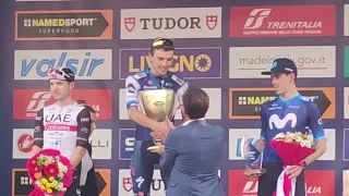 FAVRIA - Ciclismo, arrivo in volata del Gran Piemonte: vince Andrea Bagioli