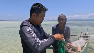 Pinakyaw ang bagong huling isda ni TATAY GALING SA LAOT...ANG SARAP NITO SINABAWAN