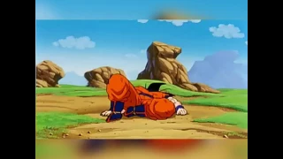 DBZ - Vegeta interviene in aiuto di Goku e attacca N°19