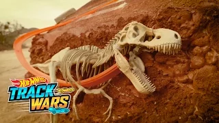 Jurassic Racers | Track Champions | @HotWheels