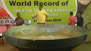 Индийский повар сварил 3 т кичри и побил рекорд Гиннесса