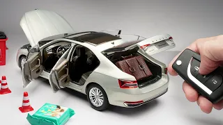 Unboxing of Skoda Superb 1:18 Scale Diecast Model Car