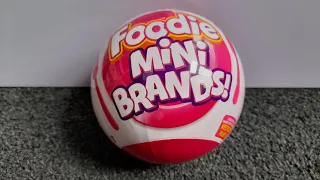 Foodie Mini Brands mystery ball - toy opening!