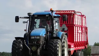 New Holland TS115