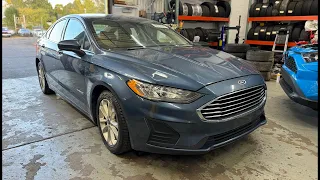 $6400 - 2019 Ford Fusion , авто из США в Украину.