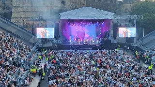 'Sunshine On Leith' with Rod Stewart - Woody & Johnny Mac (Live from Edinburgh Castle)