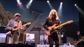 The Zutons feat Mark Ronson   Valerie   Glastonbury 2008