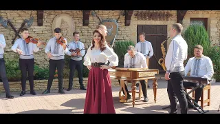 Ionela Hîncu & Orchestra "Moldovlaska" - Sârba Satului (Official Video)