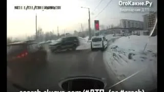 NEW scary car accident in Russia!!Mitsubishi ASX crash!ДТП авари