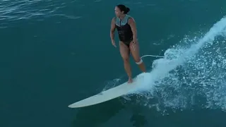 NIKKI SURFS QUEENS