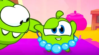 Om Nom Stories 💚 Women's Day l Cartoon For Kids Super ToonsTV