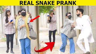 Real Snake Prank in Pakistan | Gone Wrong @decentboysprank